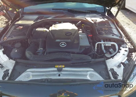 2015 Mercedes-Benz C 300 4Matic/Luxury 4Matic/Sport 4Matic из США, поврежденный, VIN 55SWF4KB1FU038876